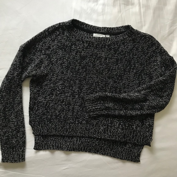 OCT 10 CLOSET CLOSING RD Style Crewneck Sweater - Picture 2 of 4